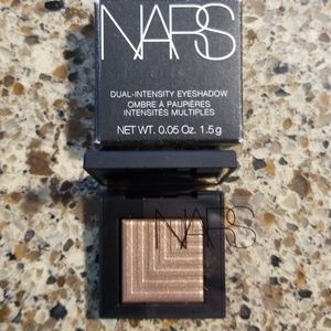 Nars dual intendity eyeshadow single Himalia